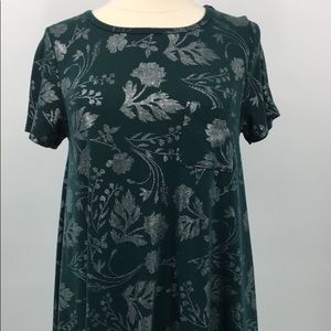 Medium Elegant LulaRoe Carly